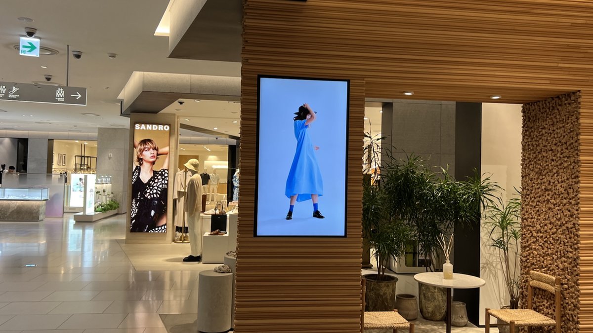 מסכי לד לקניון