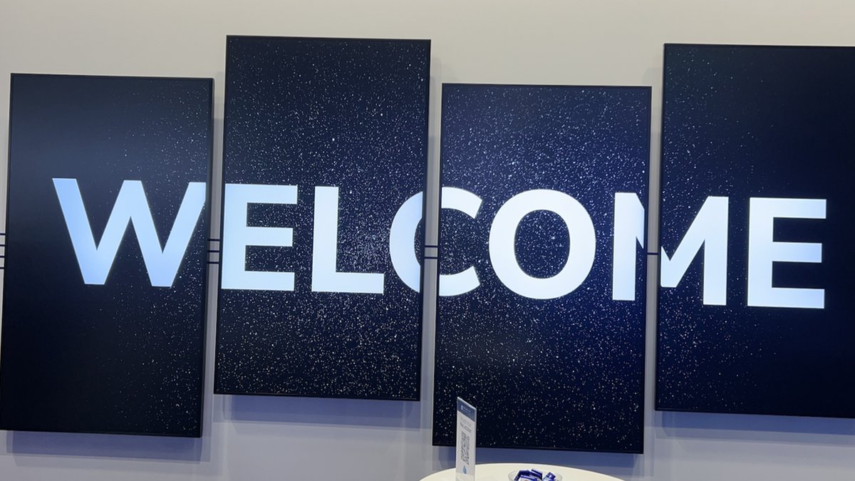 מסך לד גדול לעסק